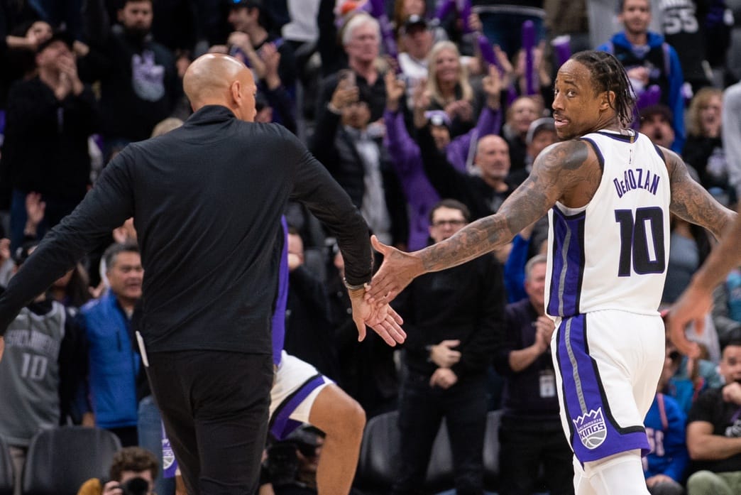 DeMar DeRozan durante un partido de los Kings