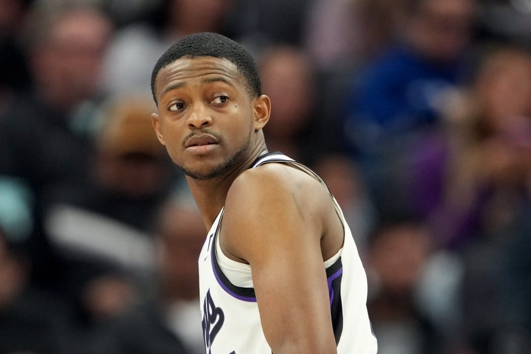De'Aaron Fox sería uno de los objetivos de los Rockets