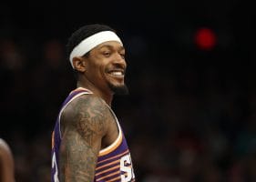 Bradley Beal destaca desde el banquillo con 25 puntos