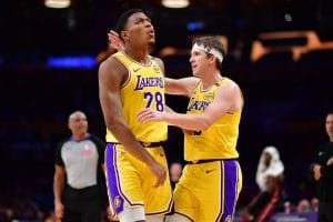 Gran noche de Rui Hachimura y Austin Reaves contra los Heat