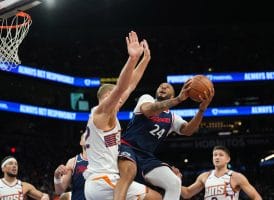 Phoenix sobrevive a la sensación Powell
