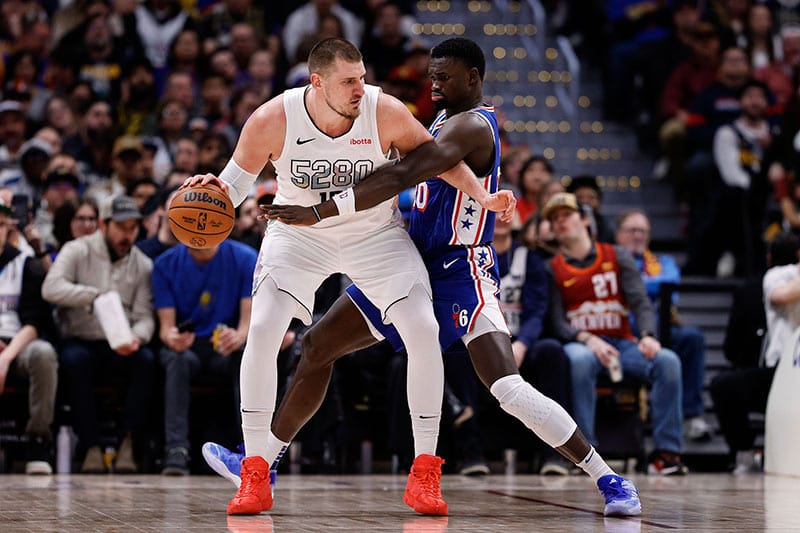 Jokic postea ante Adem Bona