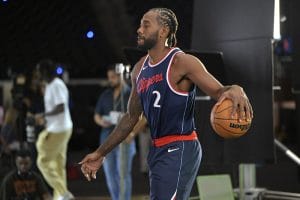 Kawhi Leonard en el media day