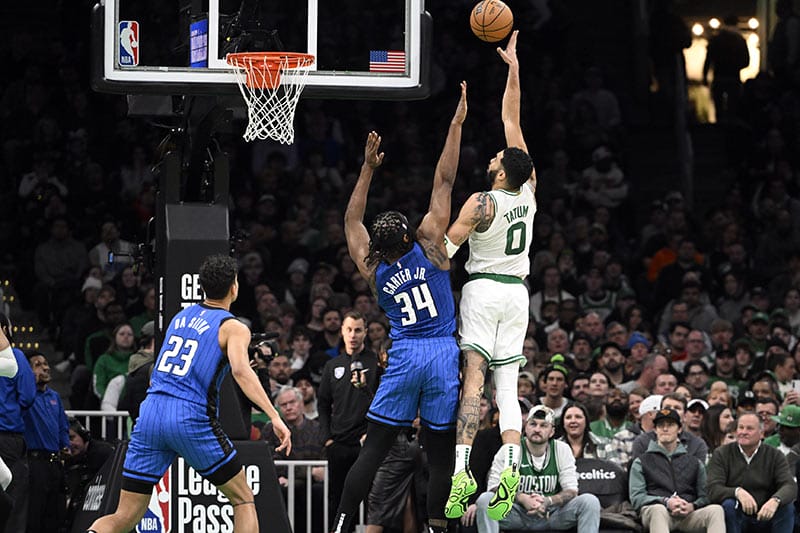 Tatum anota sobre Carter