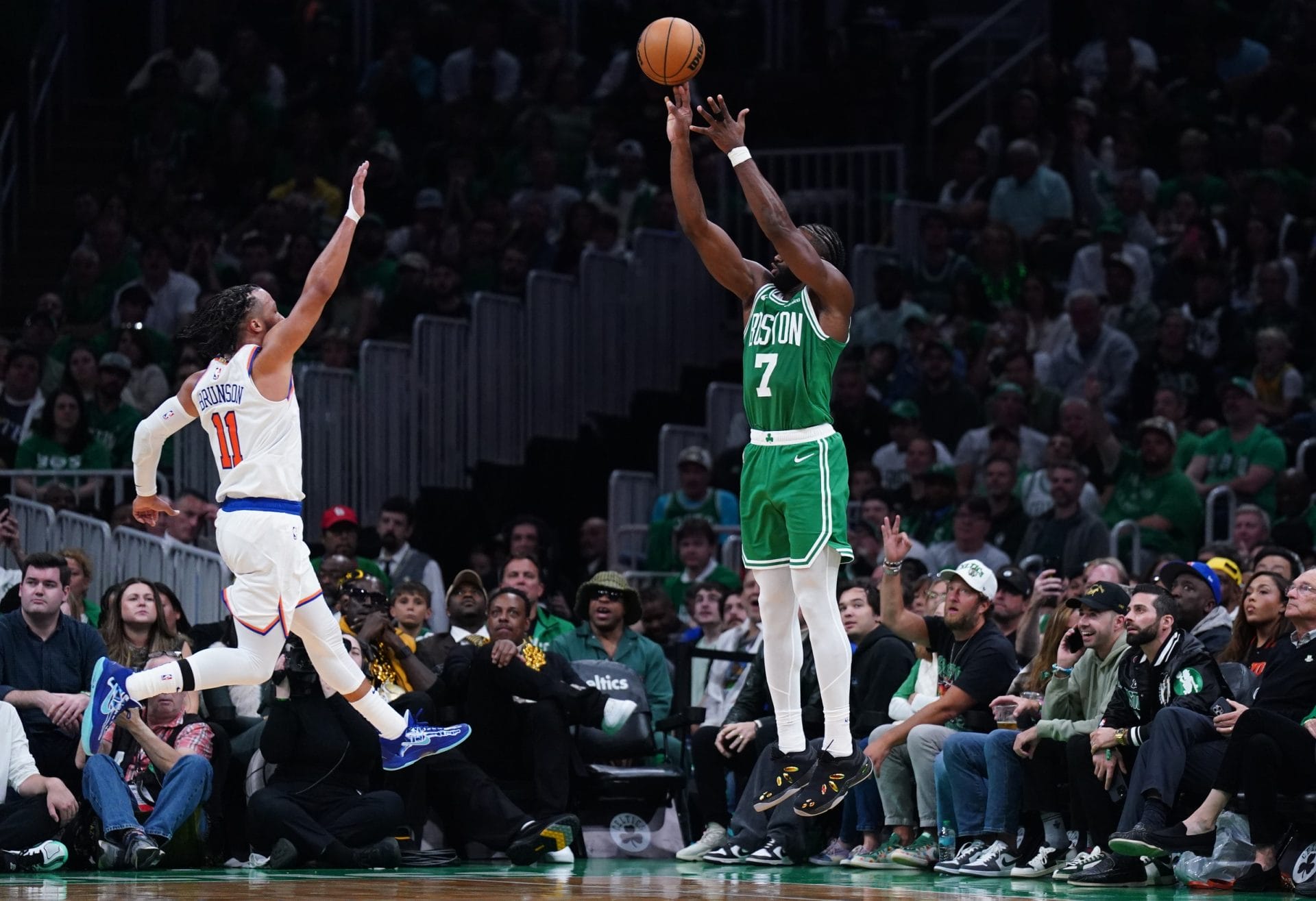 Los Knicks aprietan por el 2º puesto del Este