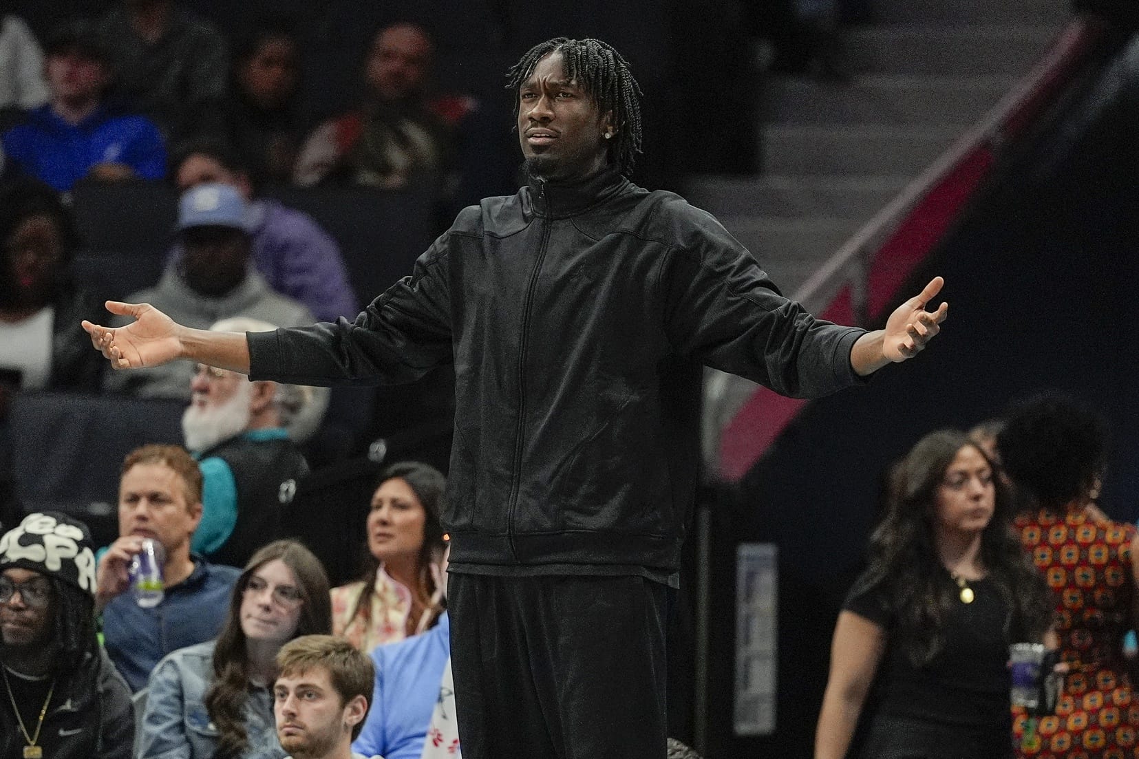 Mark Williams no ficha por los Lakers