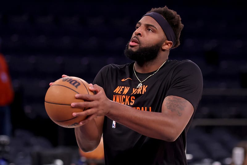 Mitchell Robinson en un calentamiento