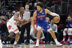 Cunningham ataca a Dosunmu