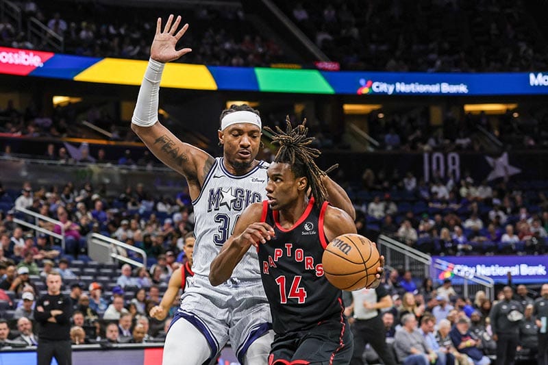 Ja'Kobe Walter ante Orlando
