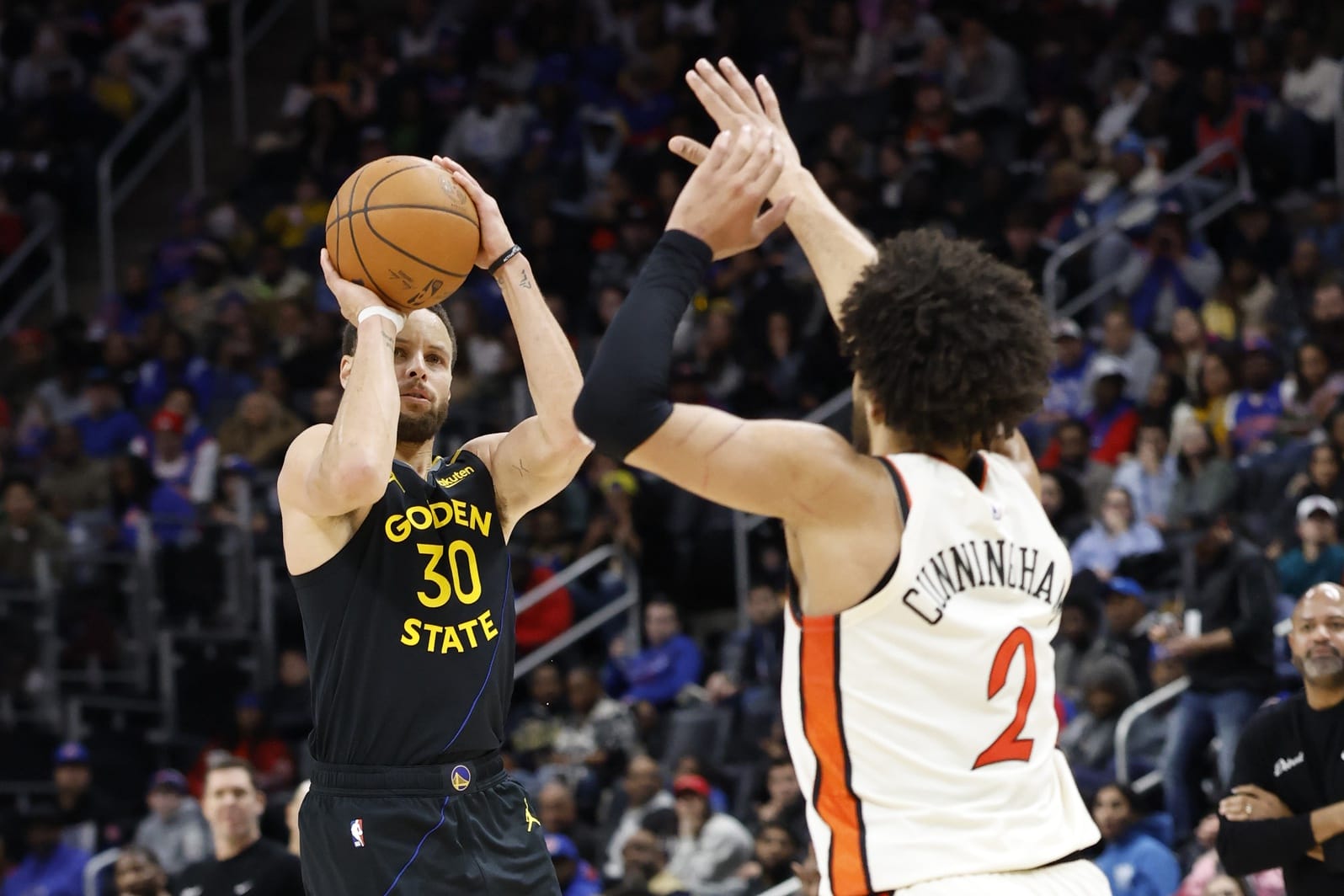 Curry vs Cunningham