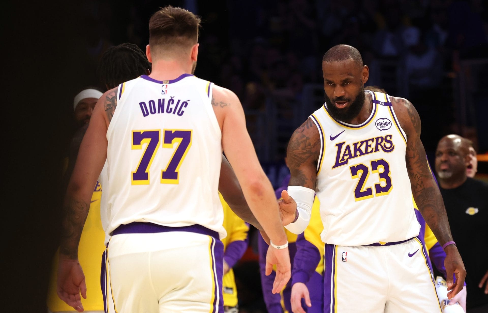 Luka Doncic y LeBron James