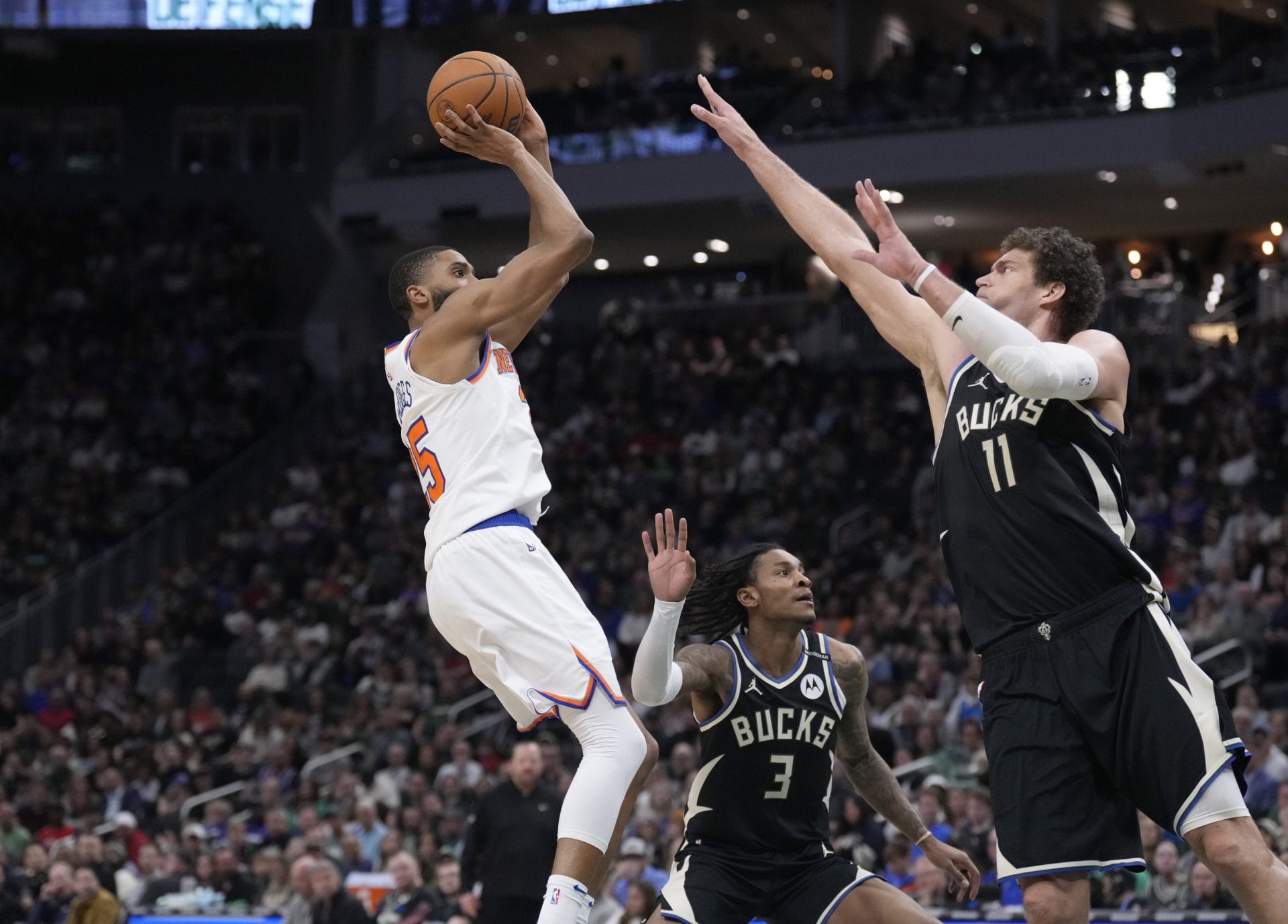 Los Knicks completan el 3-0 ante Milwaukee