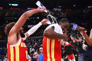 Caris Levert celebra el triunfo