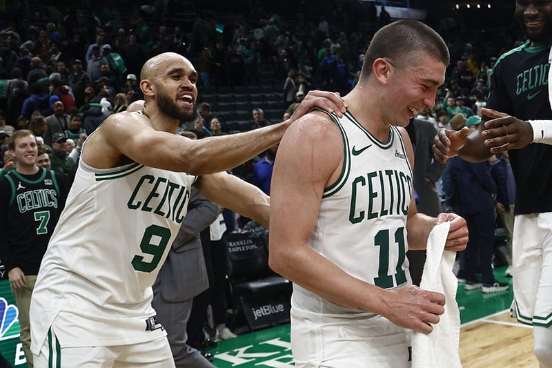 White y Pritchard celebran el triunfo