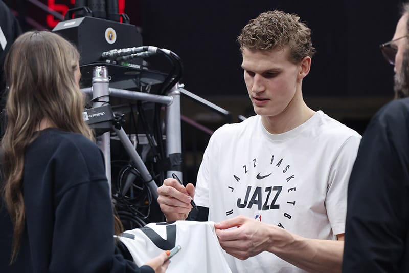 Markkanen en el banquillo