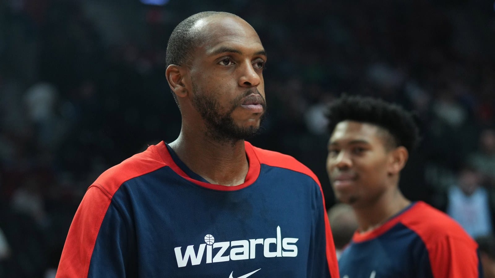 Khris Middleton, antes de iniciar un partido con los Washington Wizards.