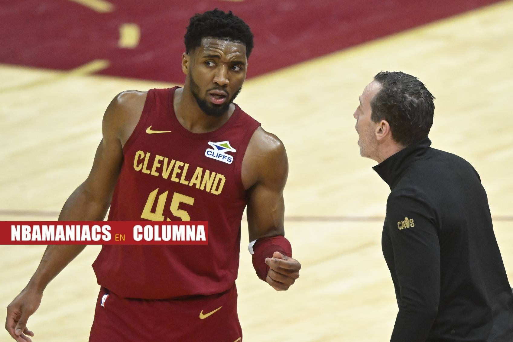 Kenny Atkinson y Donovan Mitchell, técnico y jugador de los Cavaliers