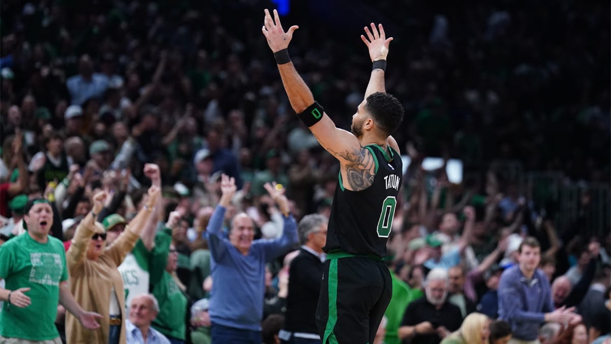 Tatum celebra el triunfo de los Celtics