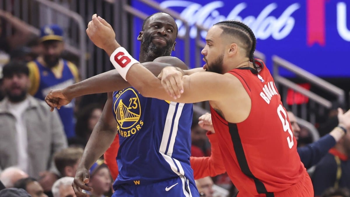 Draymond Green, a porrazos en Houston