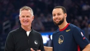 Stephen Curry y Steve Kerr dan las gracias