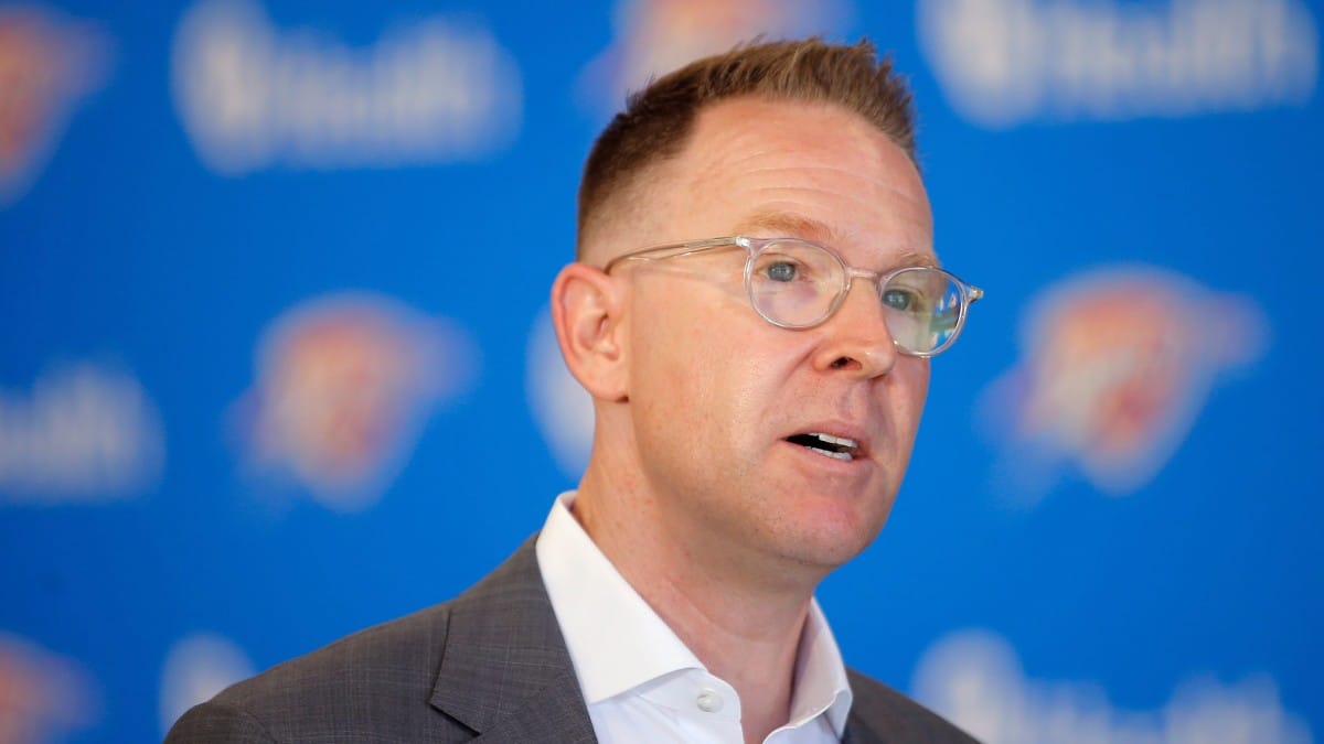 Sam Presti durante una rueda de prensa.