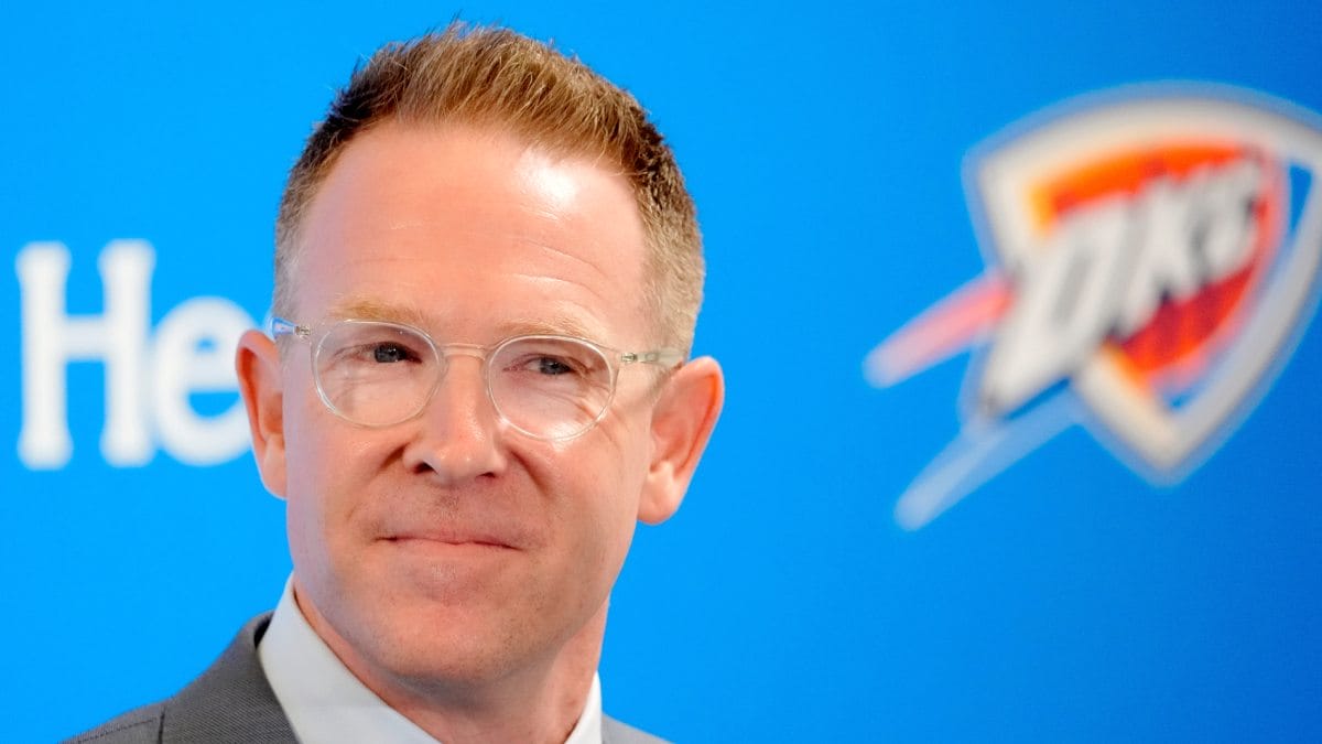Sam Presti durante una rueda de prensa.