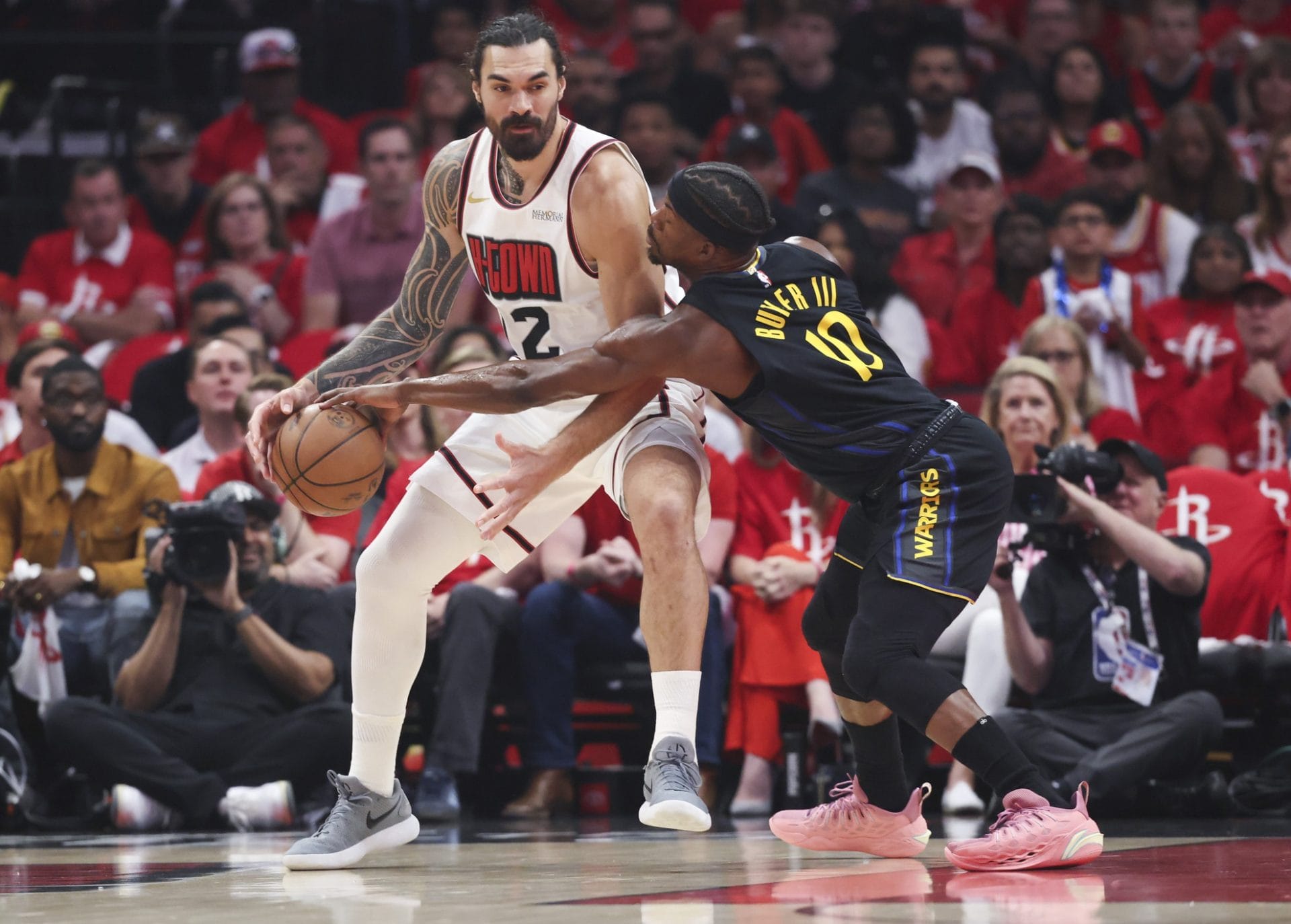 Steven Adams con los Rockets
