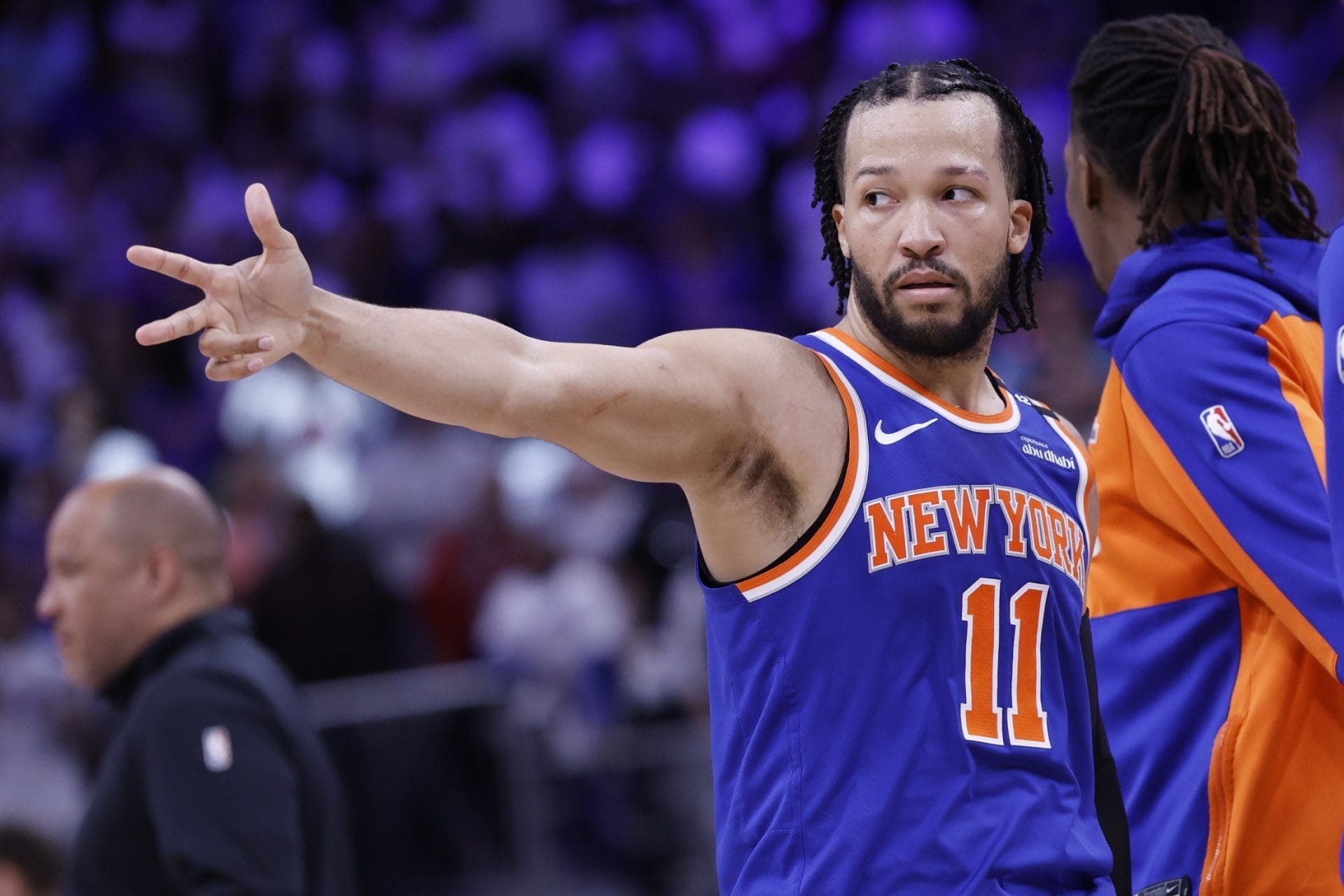 Jalen Brunson finiquita a los Pistons