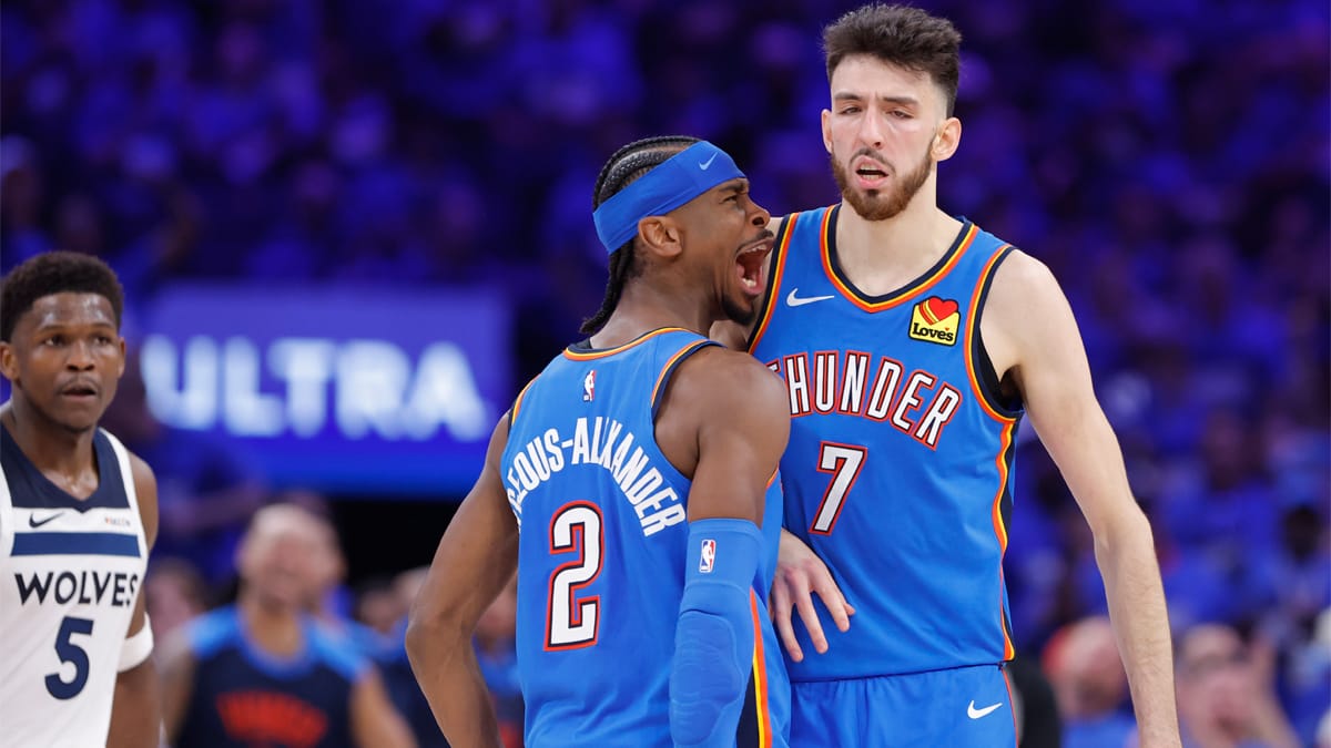 Shai y Holmgren celebran una canasta de los Thunder