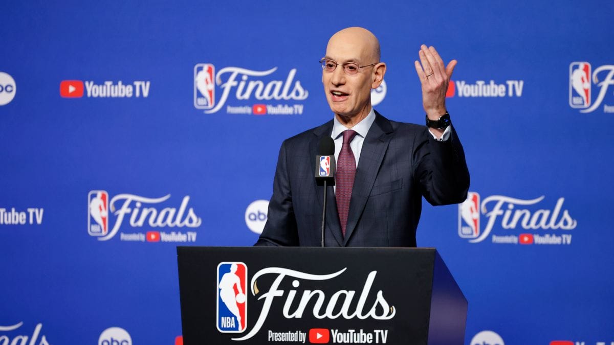 Adam Silver habla de la expansión NBA y otros asuntos en rueda de prensa.