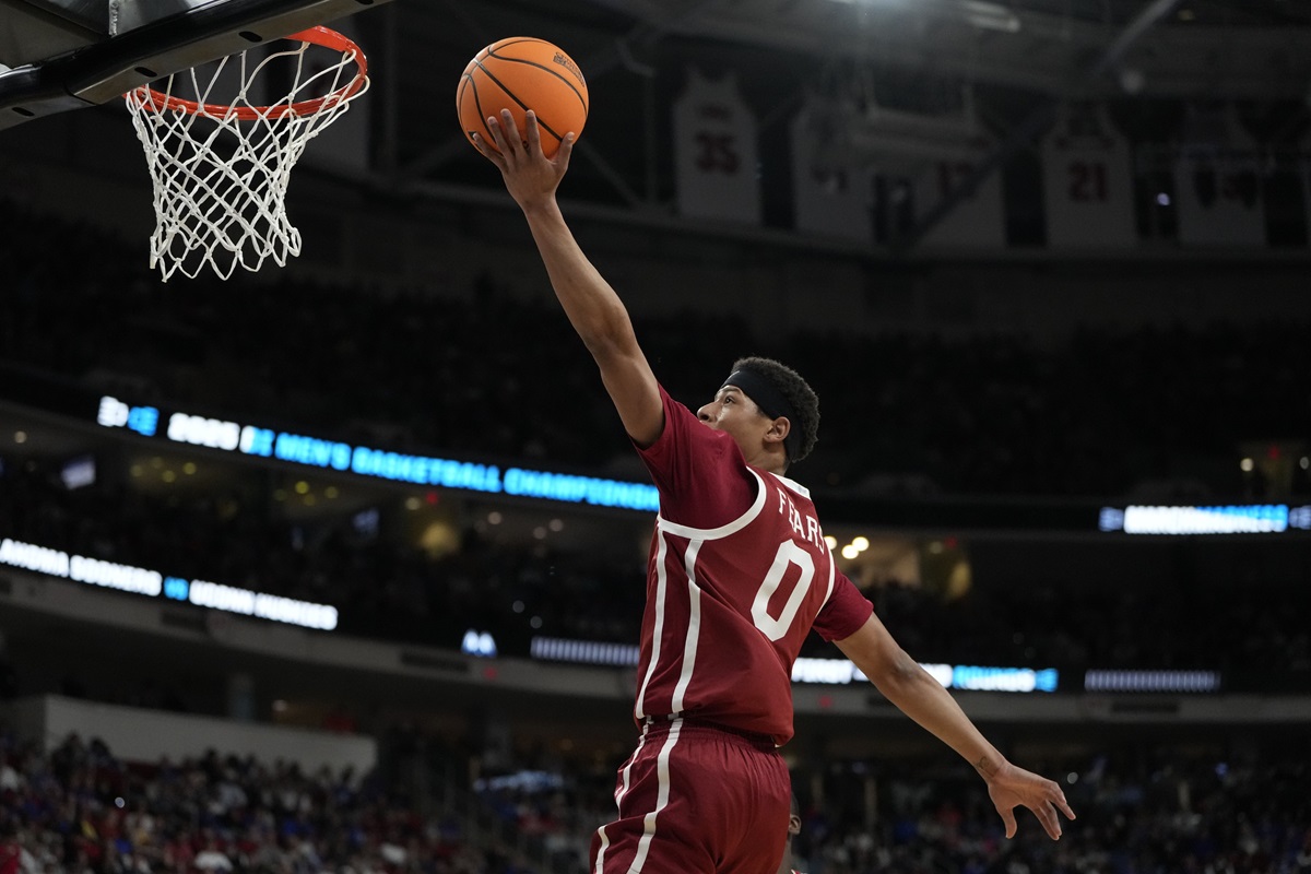 Jeremiah Fears durante un partido de los Sooners