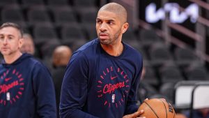 Nic Batum durante un calentamiento.
