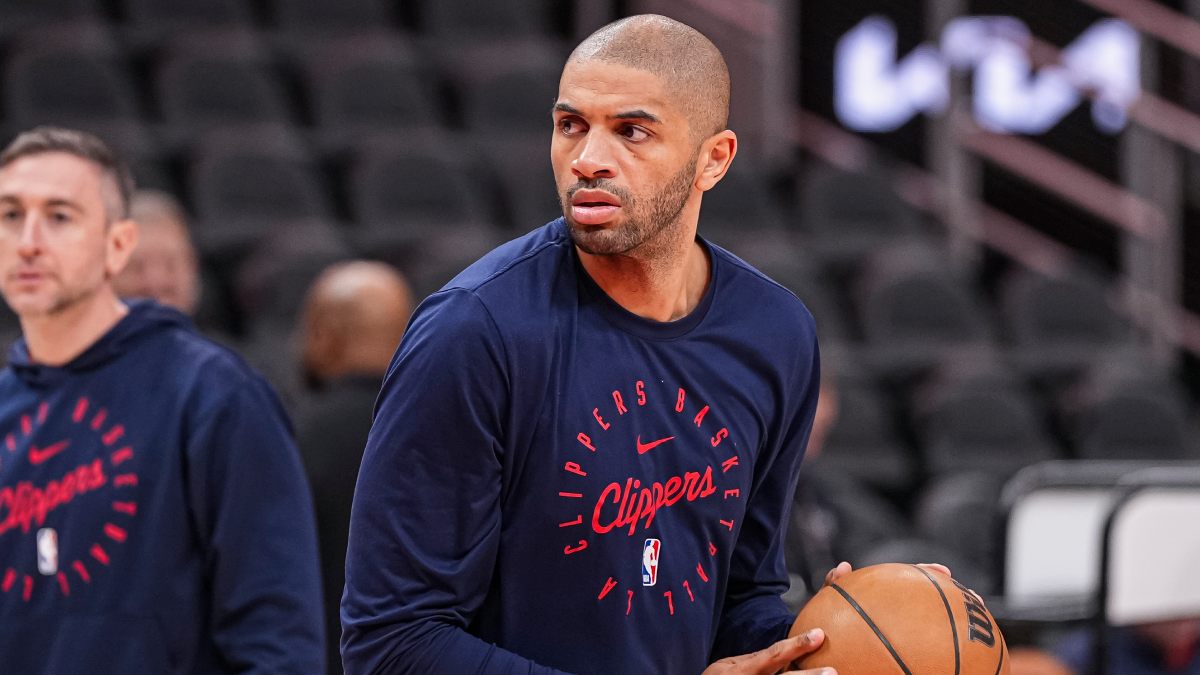 Nic Batum durante un calentamiento.