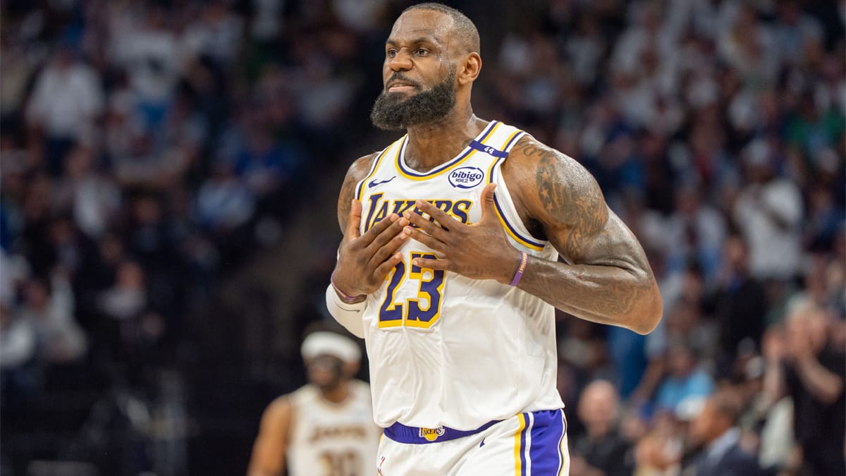 LeBron James durante un partido de playoffs