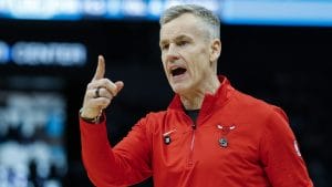 Billy Donovan, dando indicaciones durante un partido de los Chicago Bulls.