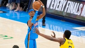 Shai anota para los Oklahoma City Thunder