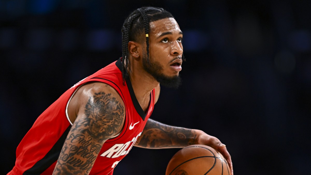 Cam Whitmore, disputando un partido con los Houston Rockets.
