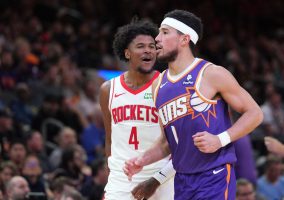 Devin-Booker-junto-a-Jalen-Green