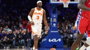 Caris LeVert con la camiseta de los Atlanta Hawks