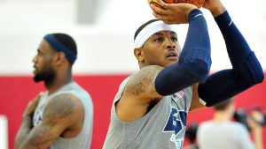 Carmelo Anthony, entrenando con la selección de Estados Unidos junto a LeBron James.