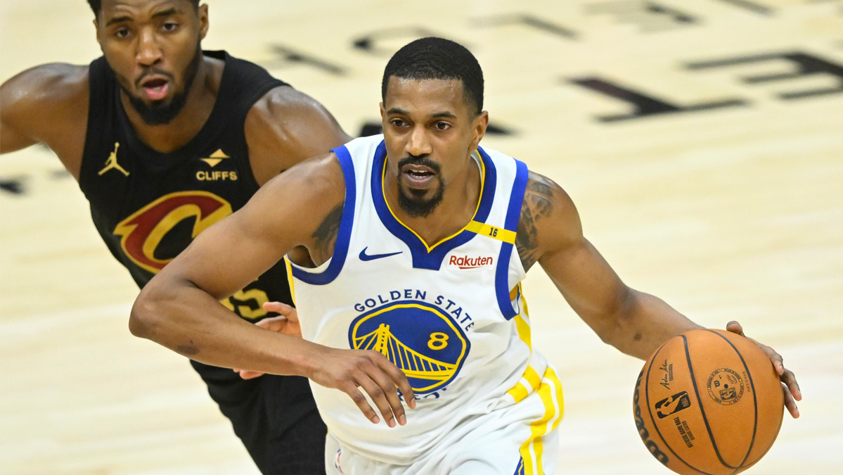De'Anthony Melton sube el balón