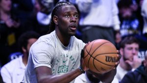 Jrue Holiday, antes de iniciar un partido con los Boston Celtics.