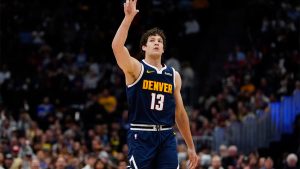 P.J. Hall durante su etapa en los Nuggets