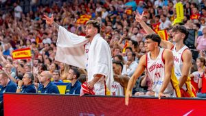 El banquillo español durante el España-Alemania