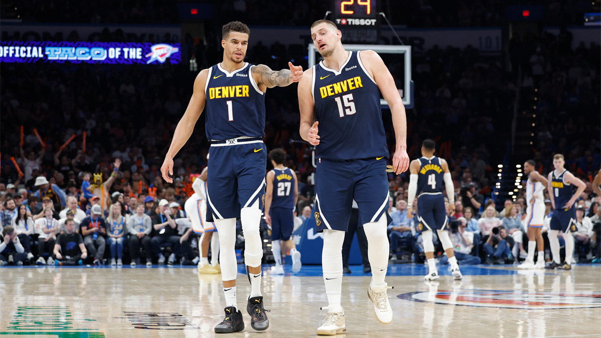 Nikola Jokic junto a Michael Porter Jr.