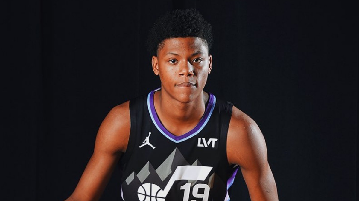 Ace Bailey, durante su presentación como jugador de los Utah Jazz.