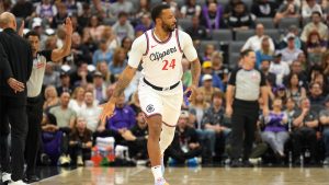 Norman Powell durante un partido con los Clippers