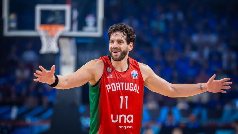 Portugal se clasifica a octavos por 1ª vez en su historia