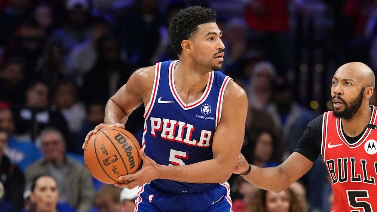 Quentin Grimes, disputando un partido con los Philadelphia 76ers.