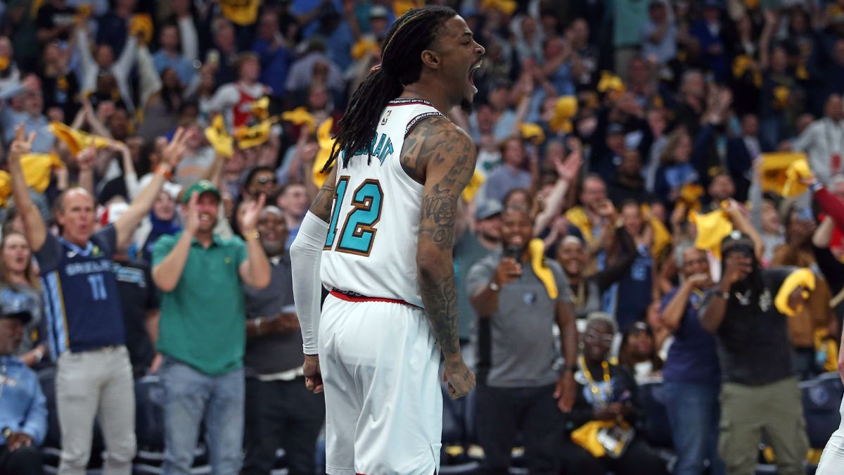 Ja Morant durante su último partido con los Memphis Grizzlies.